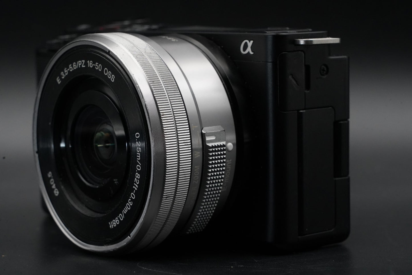 Sony Alpha ZV-E10 Mirrorless Vlog Camera with 2 Lenses Black 10625