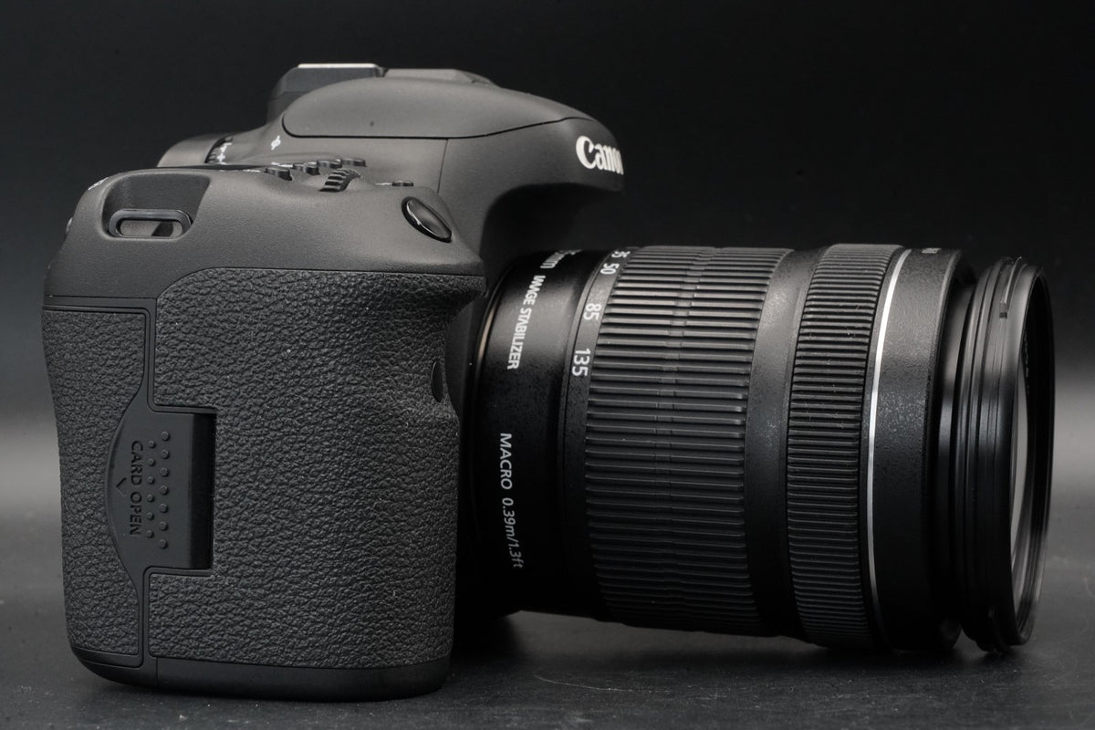 Canon EOS 7D Mark II DSLR Camera w/ EF 18-135 IS STM Lens #11171
