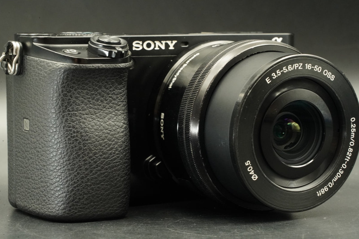 Fotocamera digitale mirrorless Sony Alpha a6100 ILCE-6100 -30050 tagli - #11875