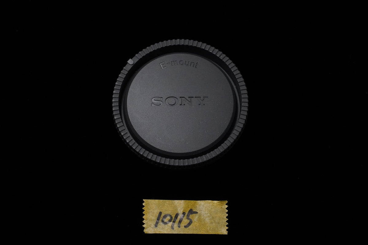 Sony E 18-200mm f/3.5-6.3 OSS silver Lens E Mount SEL18200 US STOCK #11585