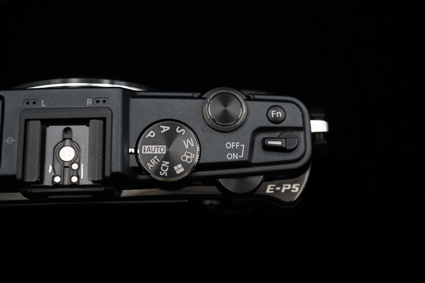 Olympus PEN E-P5 Black Body Wifi Digital Camera From CAL US Duty Paid 9587