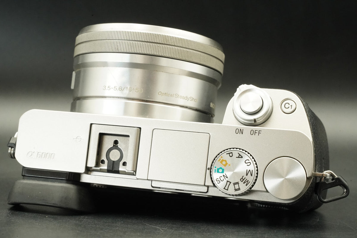 Sony a6000 Digital Mirrorless Camera Silver w/ 16-50 + 55-210mm US STOCK #12325