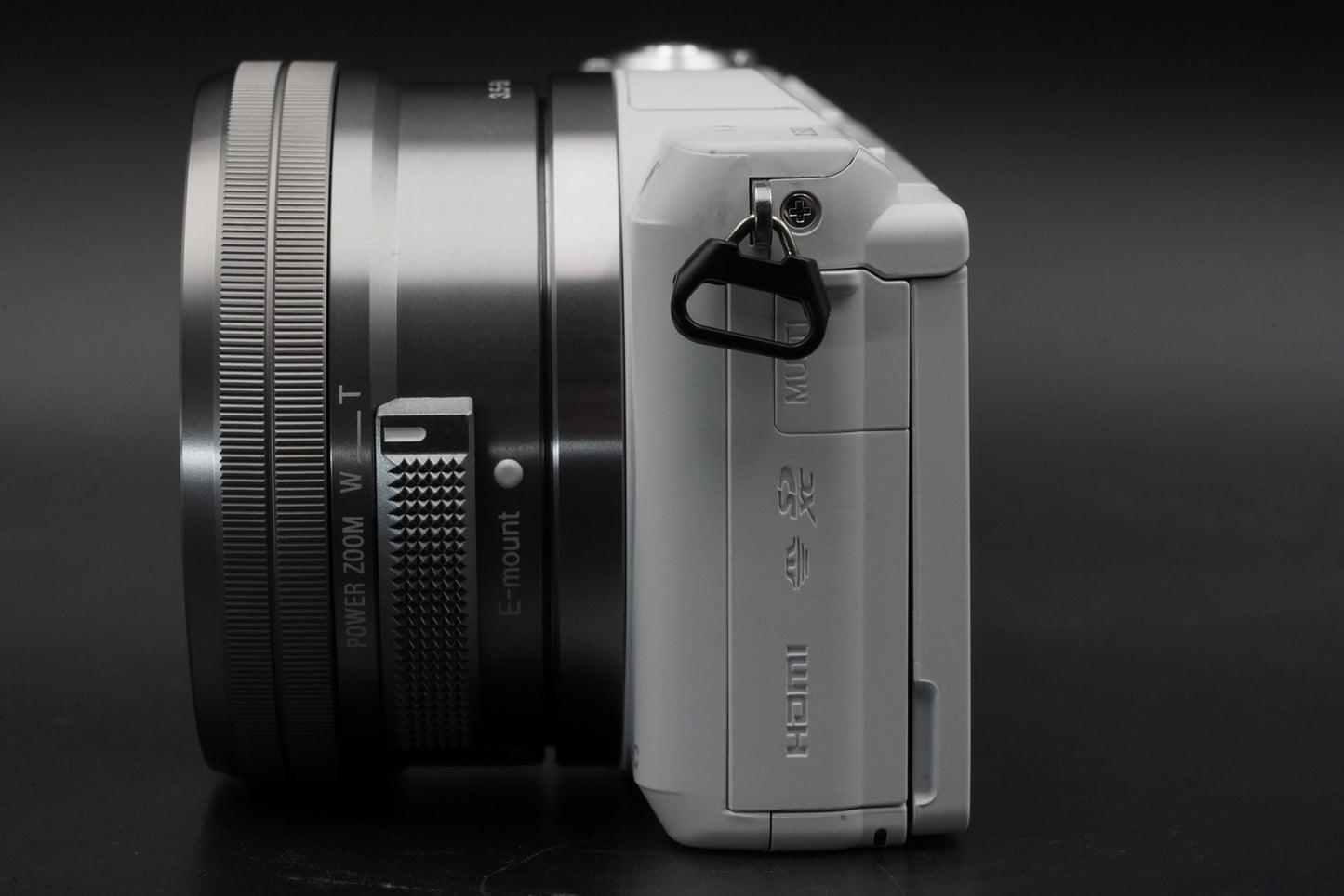 1281 cuts! Sony Alpha a5100 Mirrorless Digital Camera White 10753