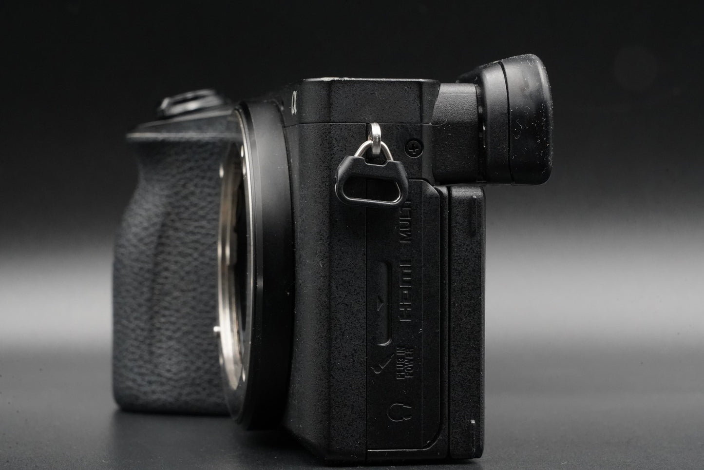 Sony Alpha a6600 ILCE-6600 English Language US DUTY PAID 10464