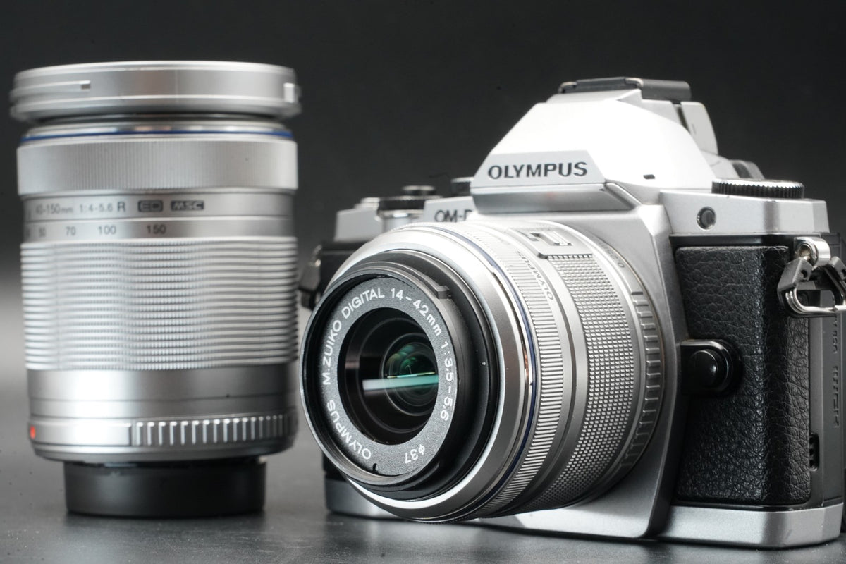 Olympus E-M5 Mirrorless Digital Camera w/ 2 Lenses Silver #11115