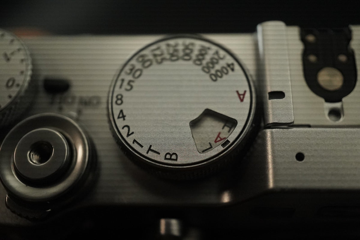 Appareil photo numérique 24,3 mégapixels Fujifilm X100F argent du JAPON #11899