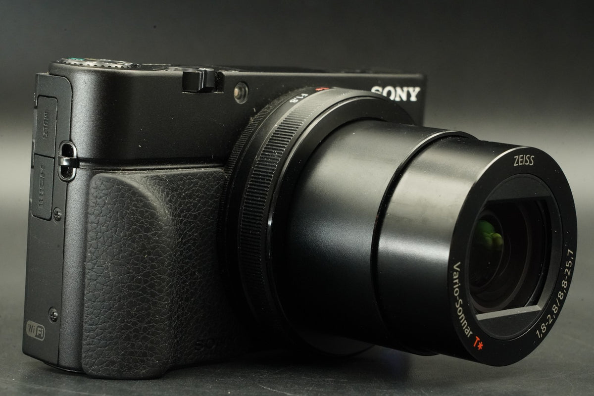 Sony Cyber-shot DSC-RX100M3 III Point Shoot Digital Camera #12288