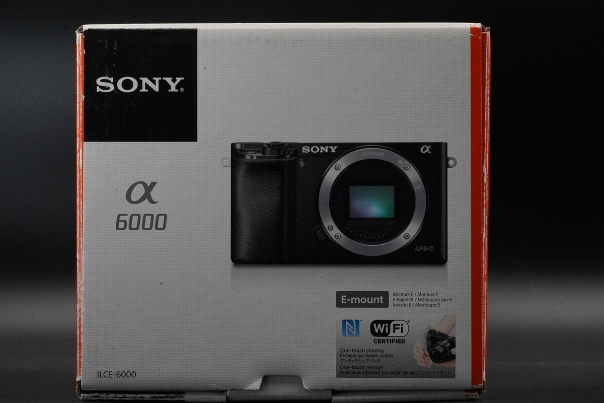 Sony alpha a6000 Digital Mirrorless Camera with Lens Black -75302 cuts- #11206