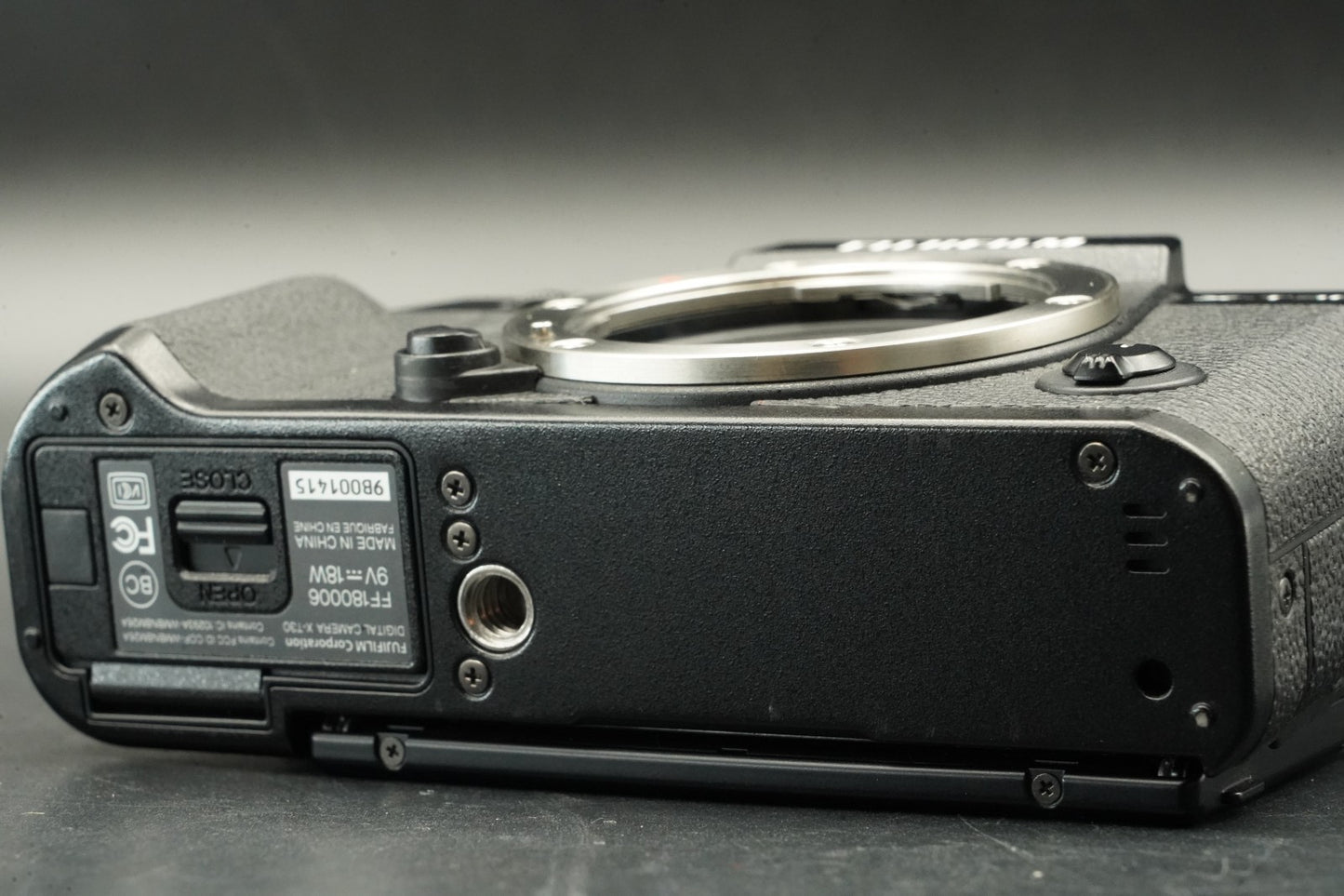 Only 490 cuts!!! Fujifilm X-T30 Silver Mirrorless Digital Camera 11588