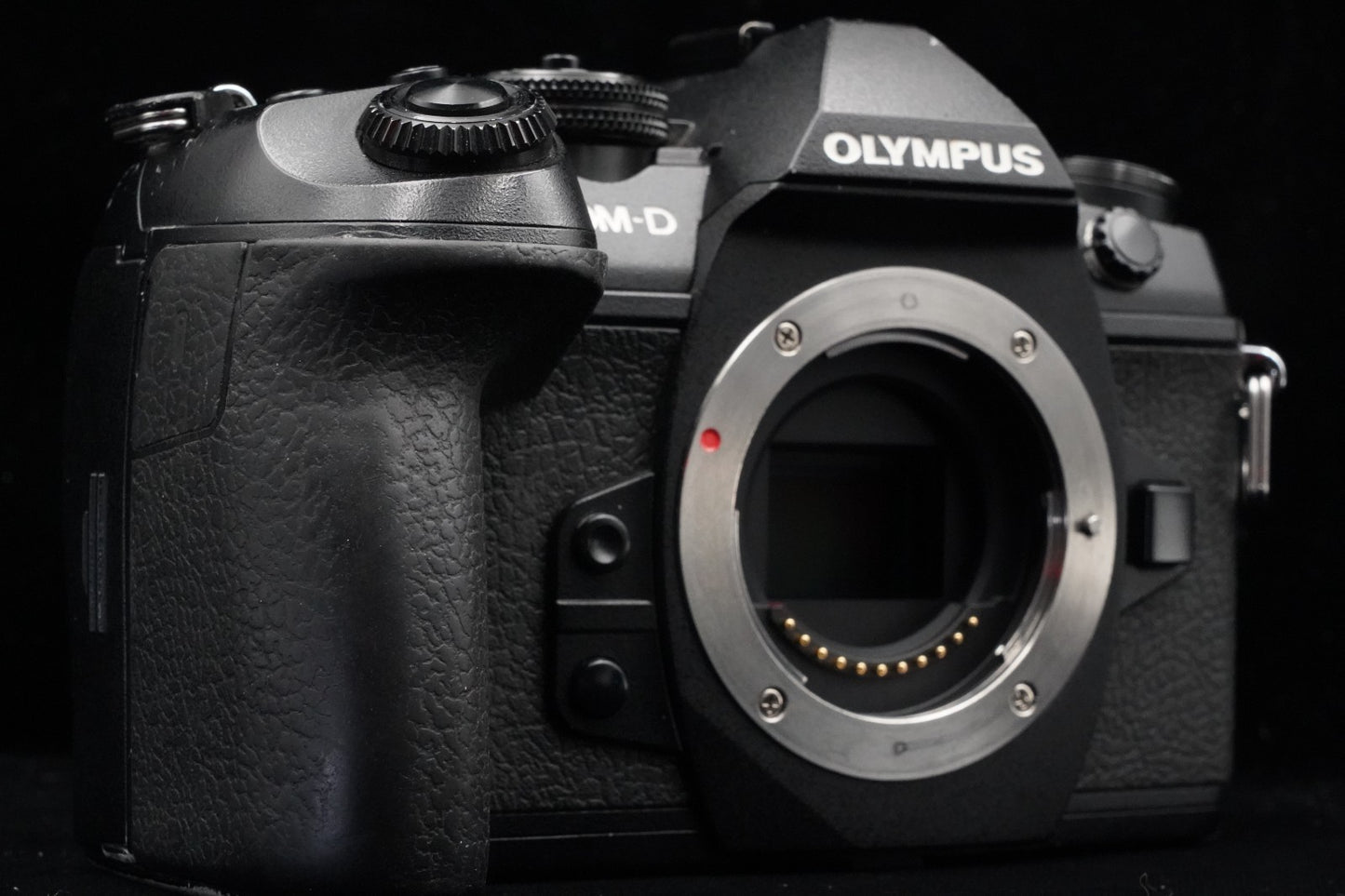 Olympus OM-D E-M1 Mark II Digital Camera Black Body JAPAN US Duty Paid 9458