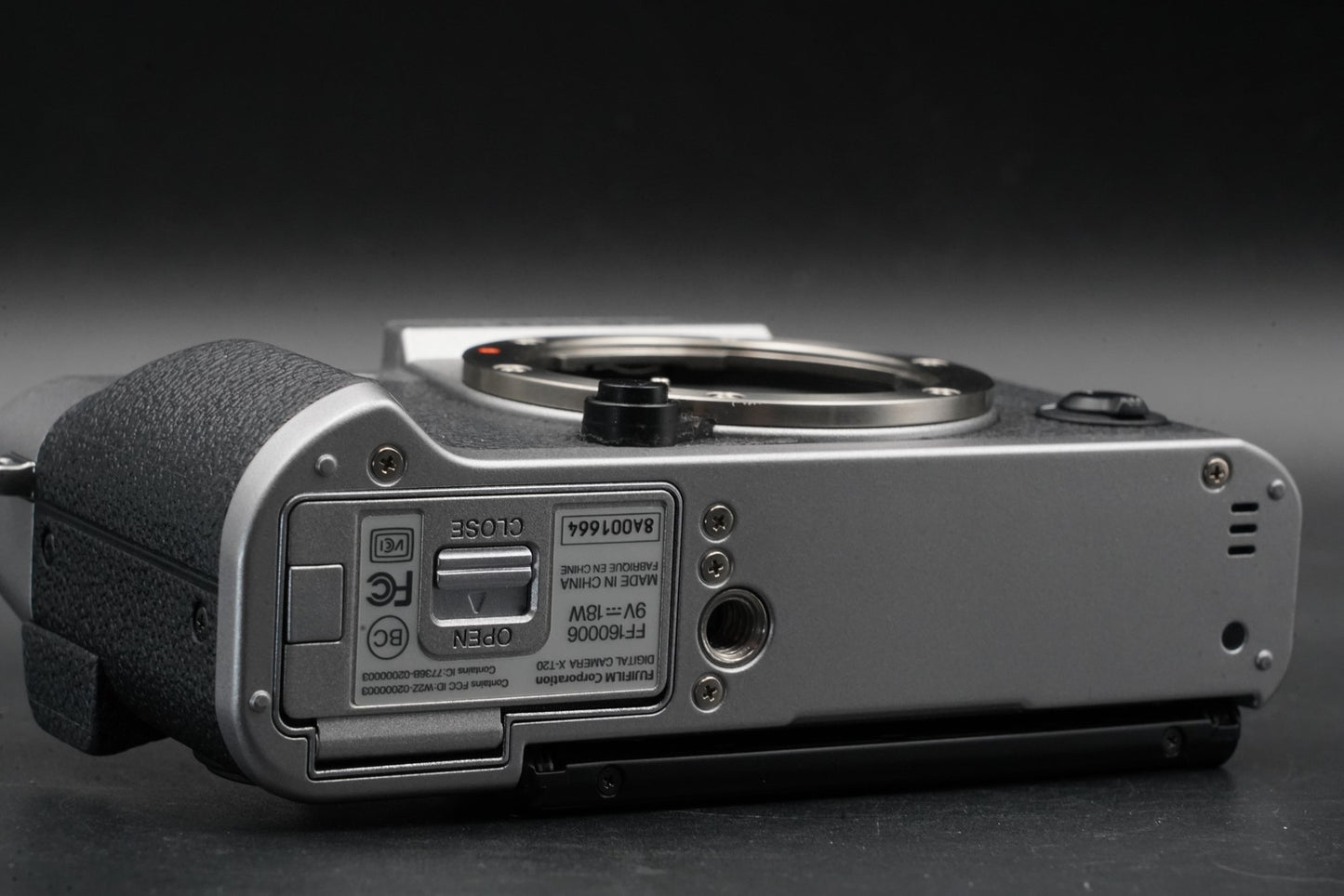 Fujifilm X-T20 24mp Mirrorless Digital Camera Body Silve -3345 cuts- #11168