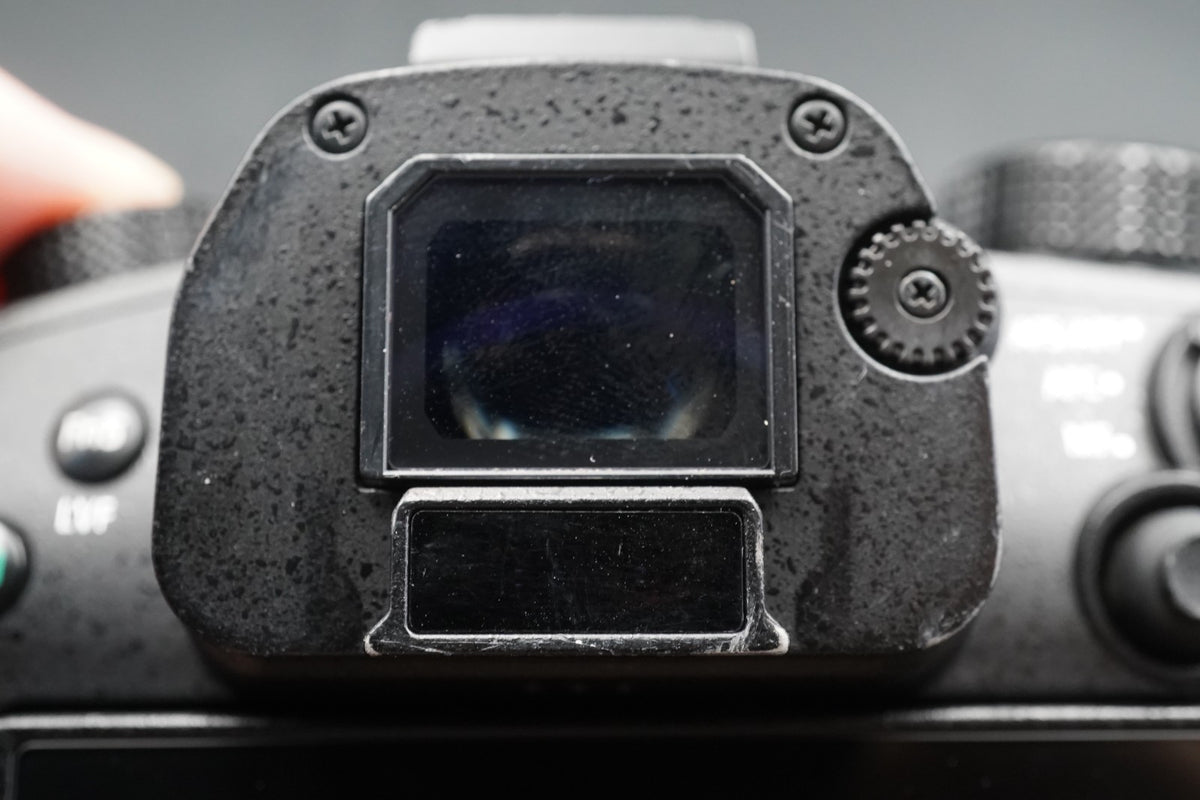 Panasonic Lumix DC-GH5 20.3MP Mirrorless Body -551 cuts- #11347