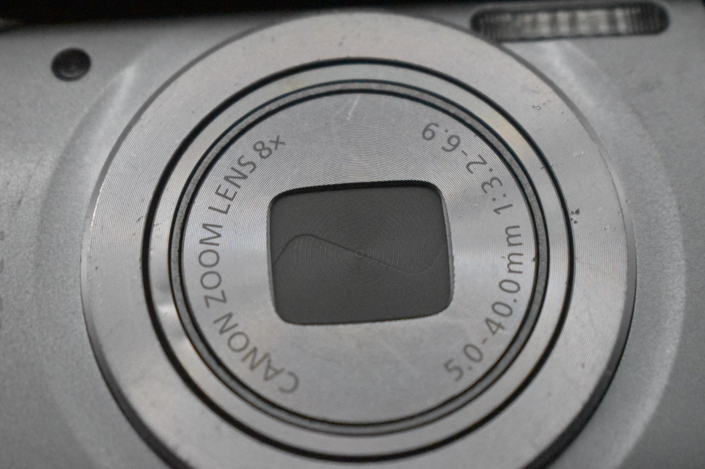 [US Duty Paid] Canon PowerShot IXY 200 ELPH 185 Digital Camera 8x Zoom 8105
