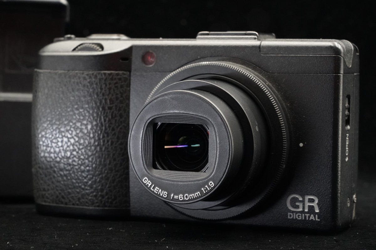 Ricoh GR Digital III 3 10.0MP Digital Camera JAPAN [] US STOCK #9529
