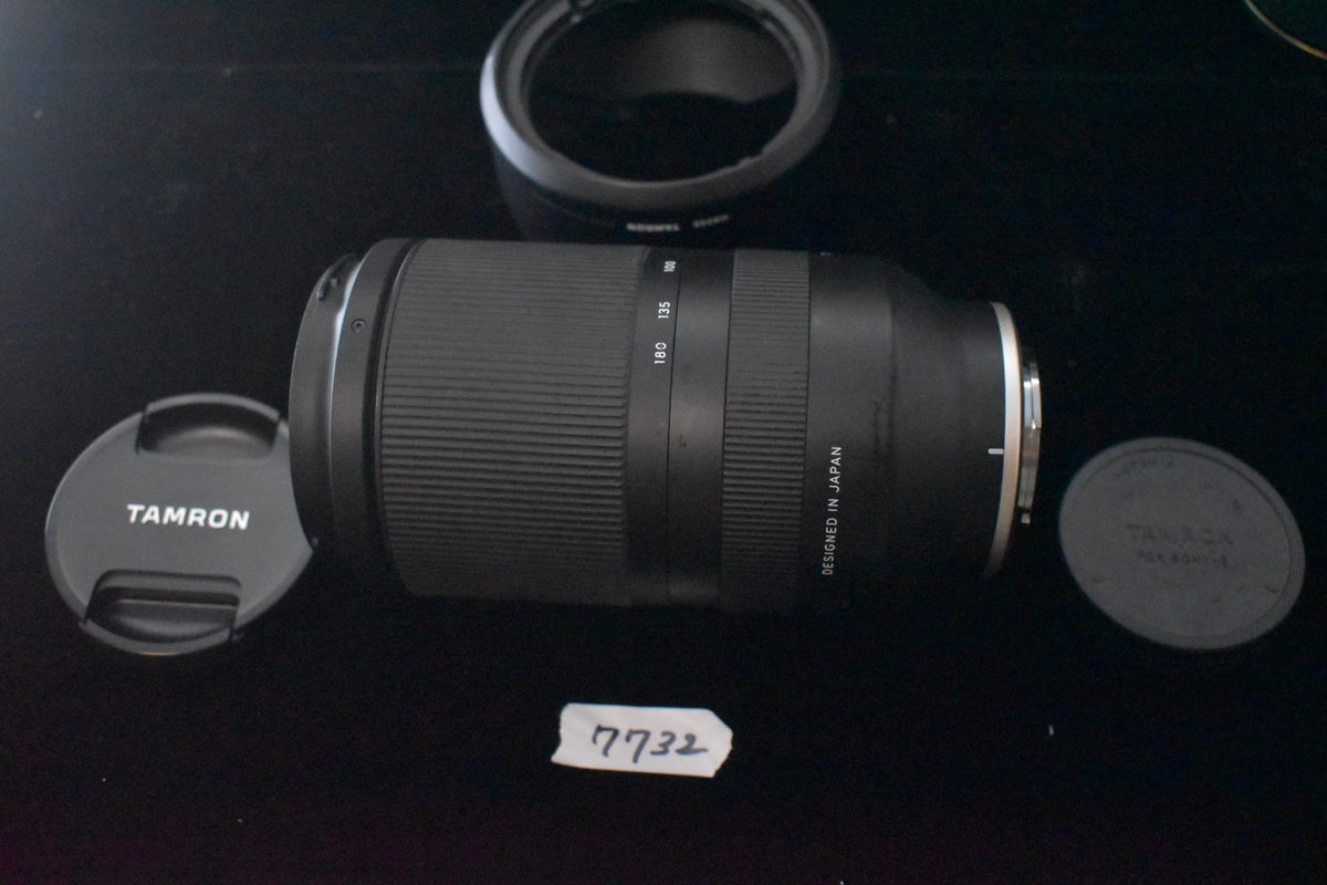 [US Duty Paid] Lente Tamron 70-180 mm f/2,8 Di III VXD para Sony E Mount 7732