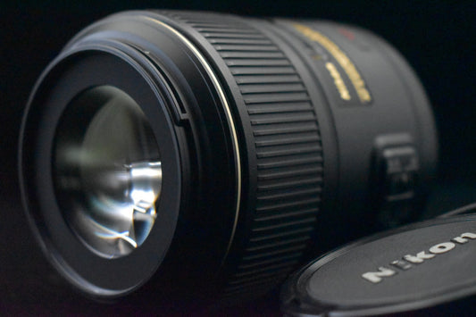 [US Duty Paid] Nikon AF-S MICRO NIKKOR 105 mm F/2.8G ED VR Objektiv 9016
