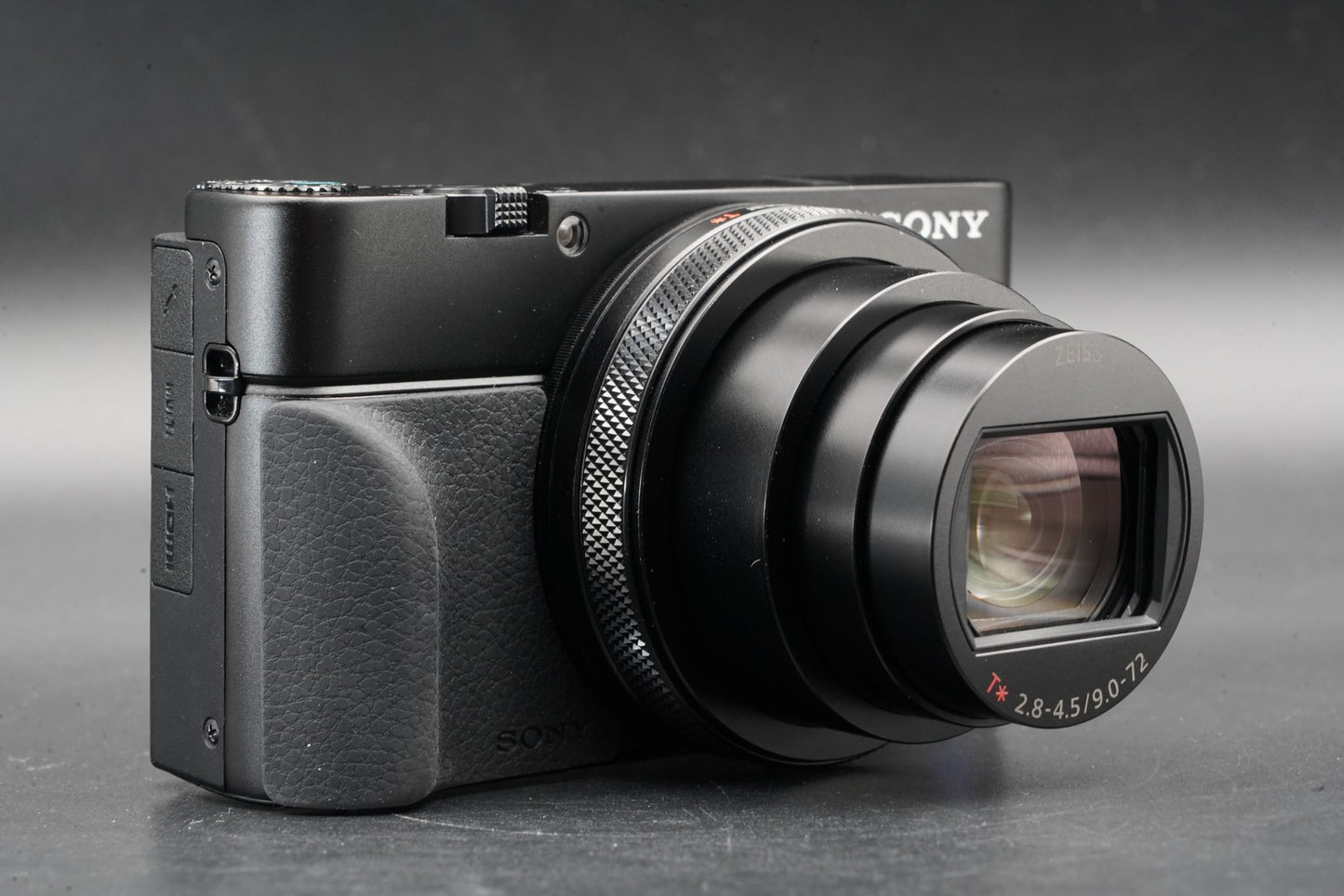 Sony Cyber-Shot DSC-RX100M7G VII Mark 7 Digital Camera ALMOST UNUSED 11409