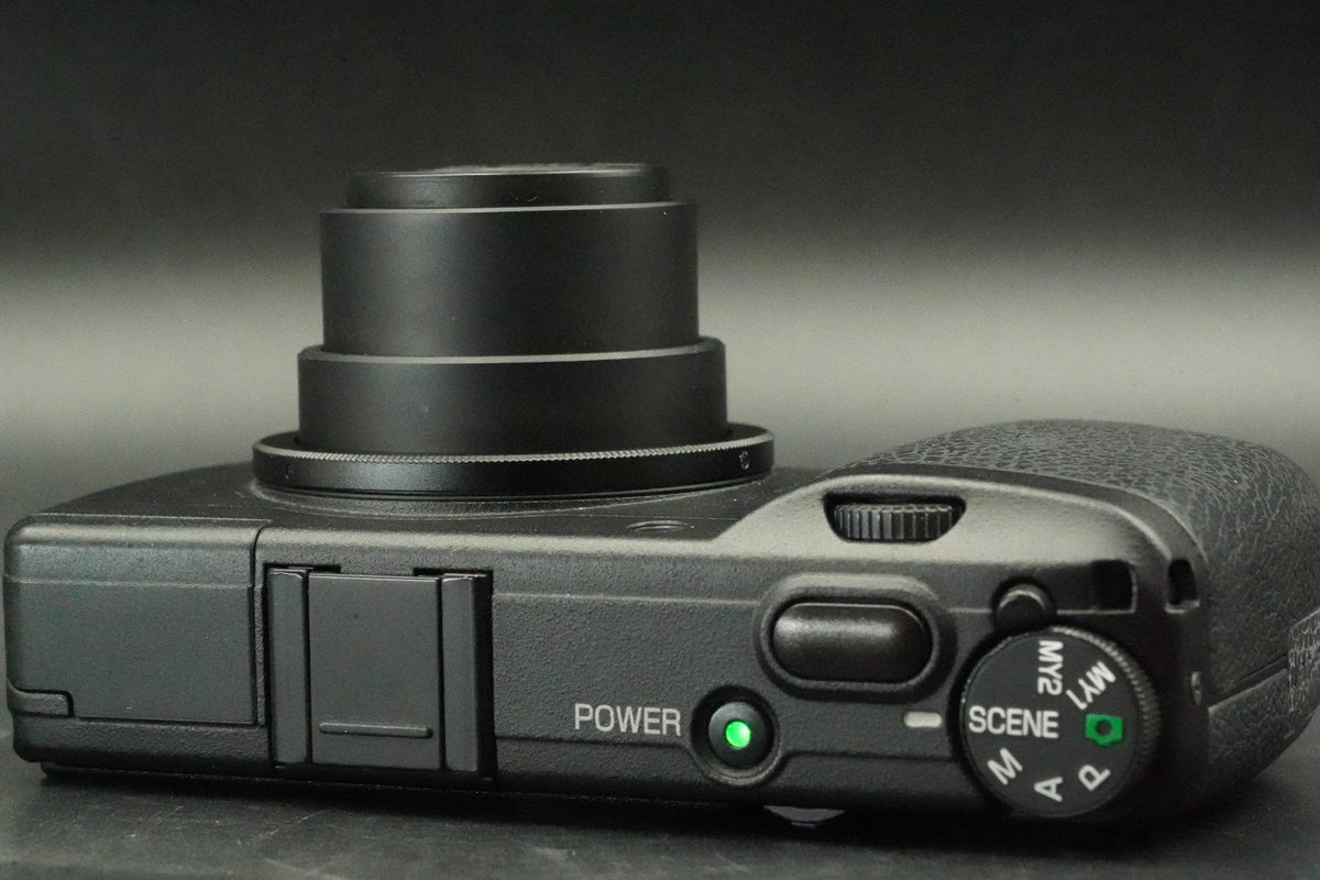 RICOH GR DIGITAL II 10.1 MP Compact Camera -5246 cuts- #12737