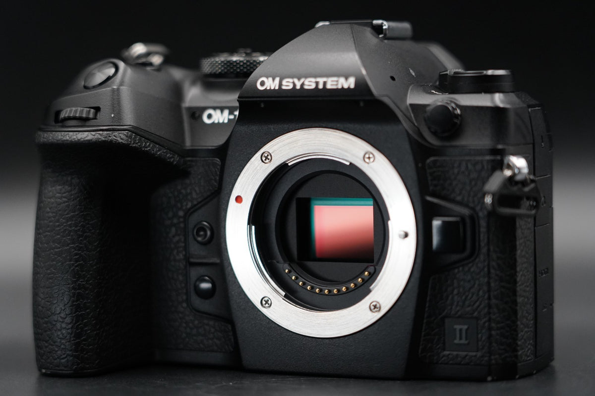 -3765 cuts- OM SYSTEM OM-1 Mark II Mirrorless Camera US STOCK #11159