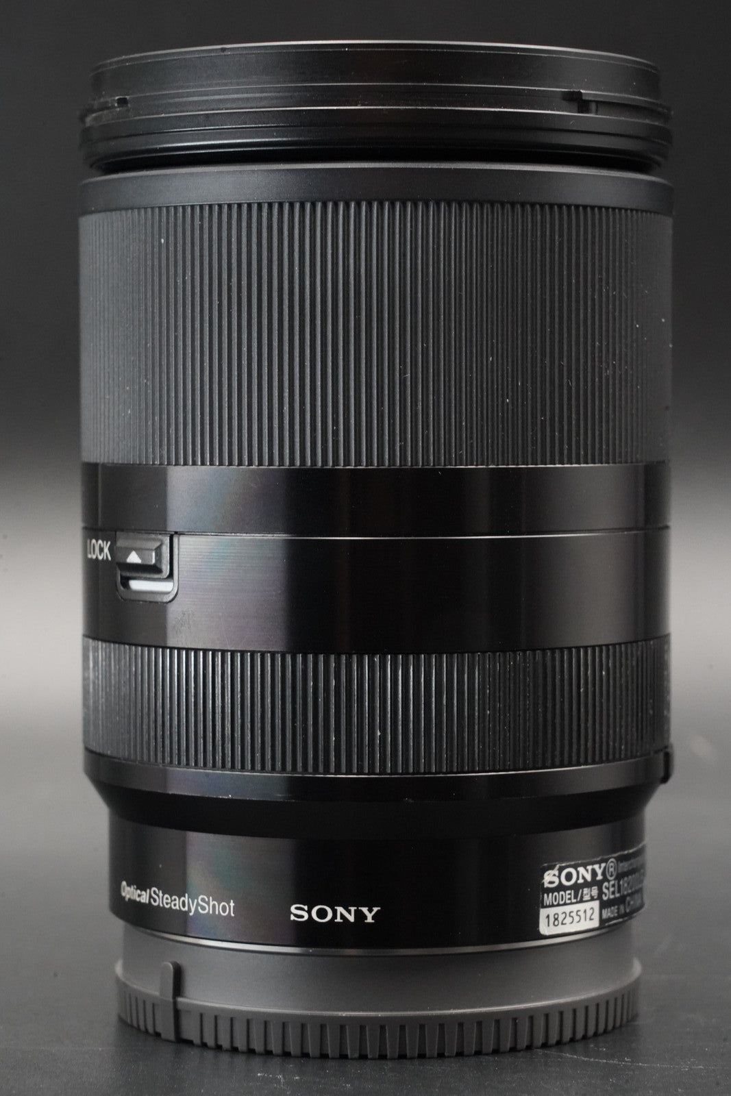 Sony E 18-200mm f/3.5-6.3 OSS LE Black Lens sony E Mount SEL18200LE 10881
