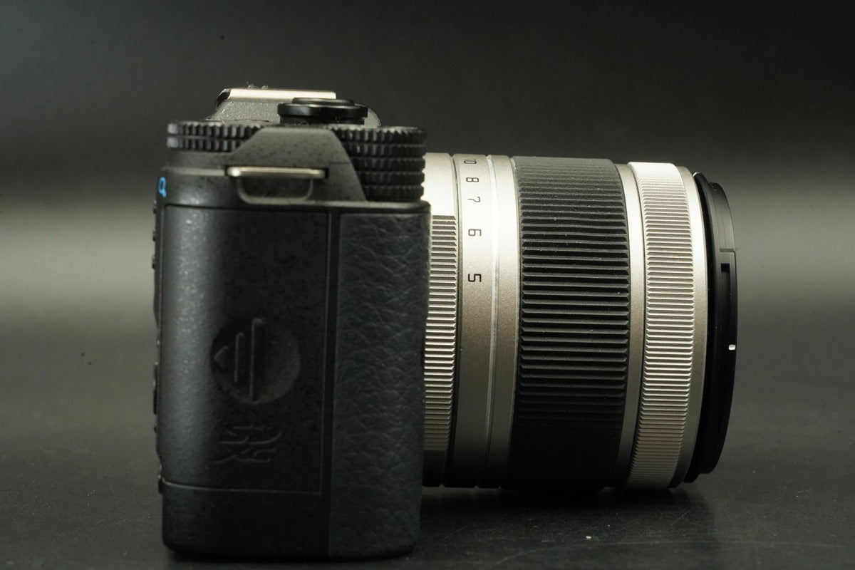 Pentax Q10 noir avec kit objectif zoom 5-15 mm noir 02 - 2758 coupes - US STO...