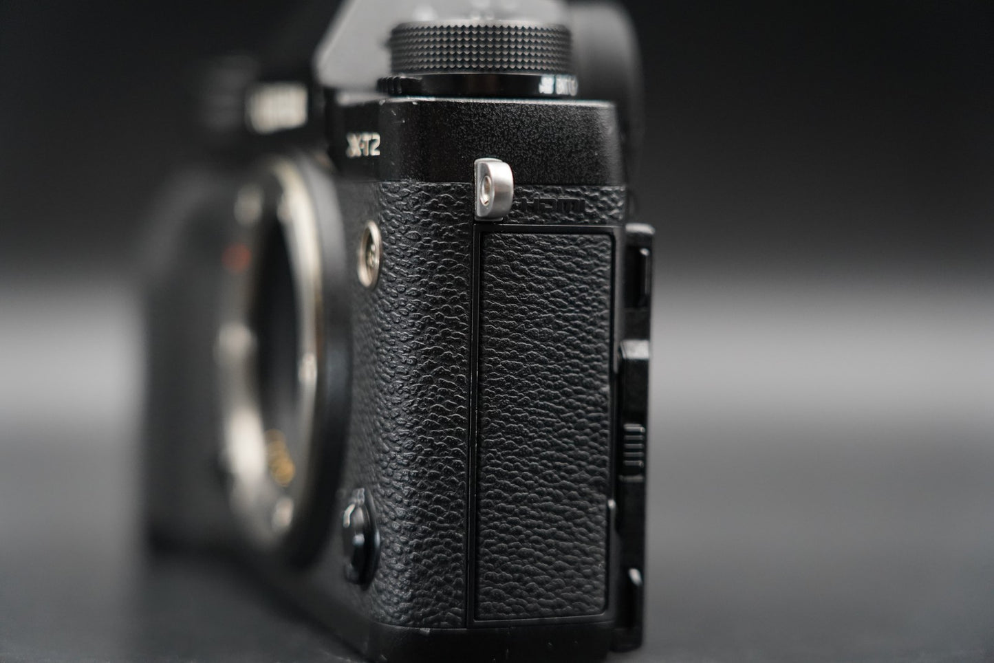 Only 1 cut!! Fujifilm Fuji X-T2 Mirrorless Digital Camera 11313