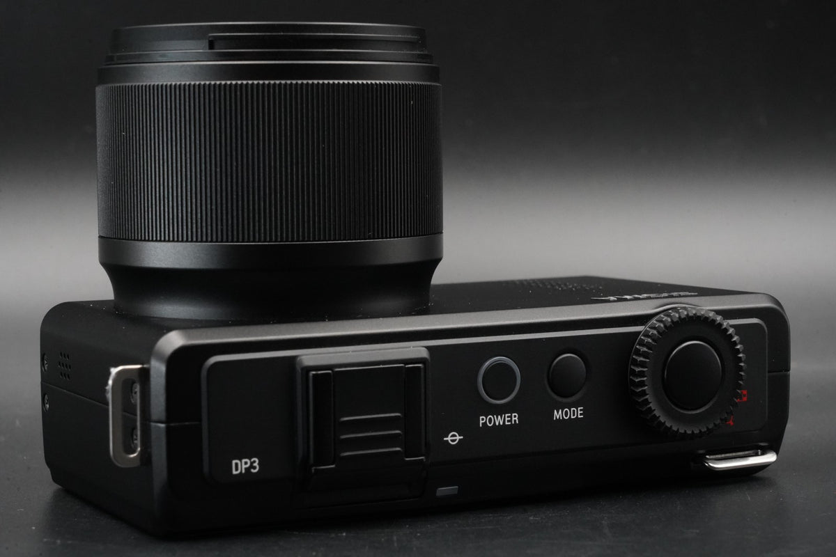 Sigma DP3 Merrill 46.0MP Compact Digital Camera Black ALMOST UNUSED #10900