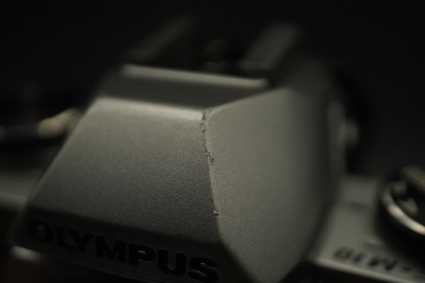 Olympus OM-D E-M10 16.1MP Digital SLR Camera Silver + 14-42mm Lens  11517