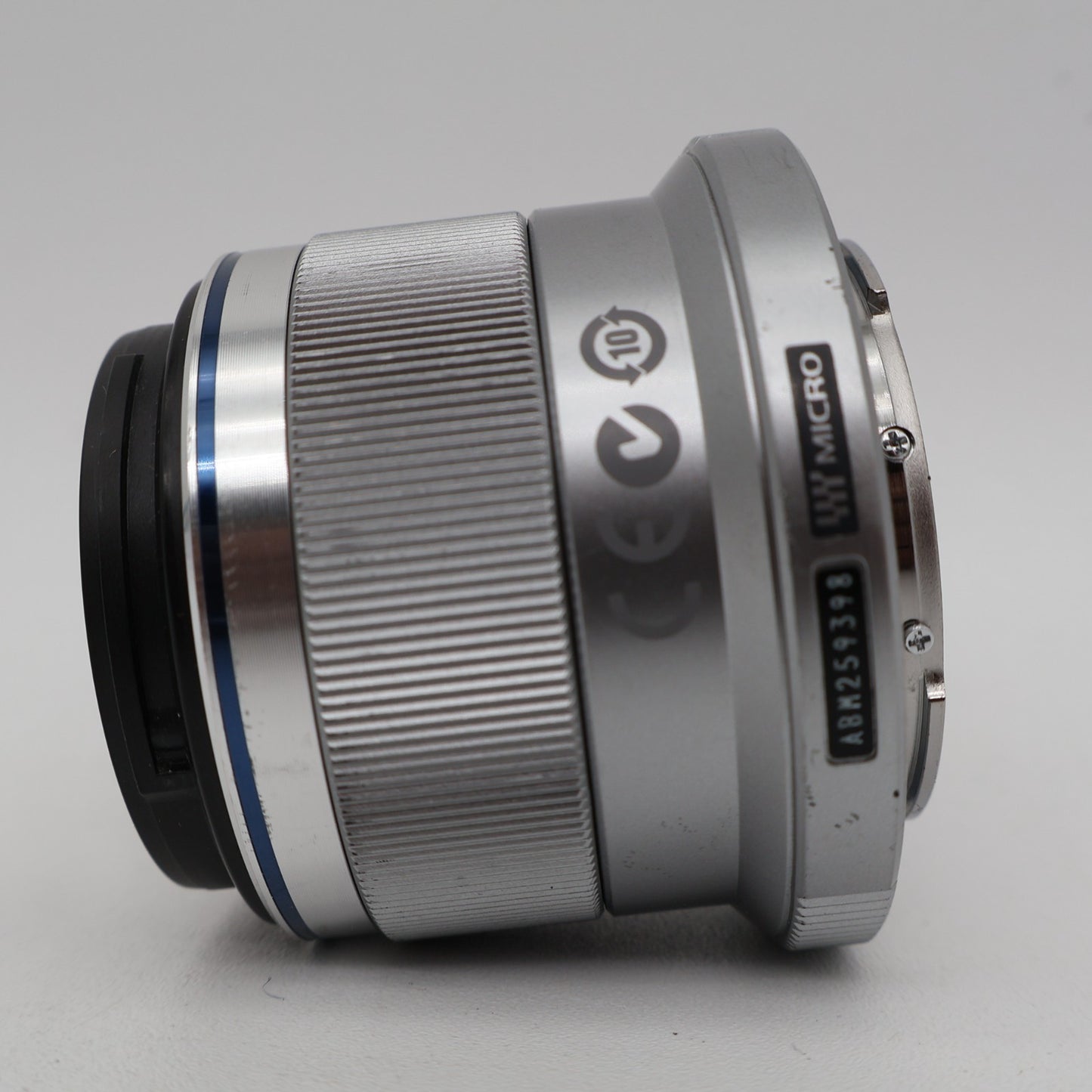 OLYMPUS M.ZUIKO 45mm F/1.8 Silver Lens Micro Four Thirds US Duty Paid R0384