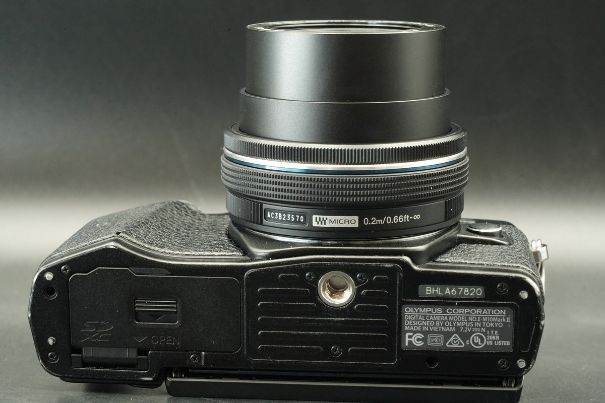 Olympus E-M10 Mark II Digital Camera Black w/ 14-42mm EZ Lens -21549 cut- #12113