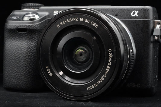 Sony α NEX-6 Digital Camera w/ 16-50mm PZ Lens ENGLISH OK! [] US STOCK #9847