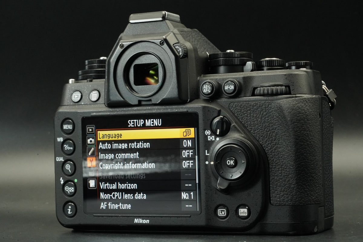 Nikon Df Black DSLR Digital Camera Body -71643 cuts- US STOCK #11593