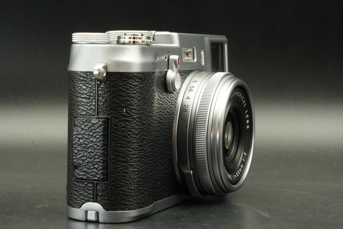 Fujifilm X100 FinePix X Series 12.3MP Silver Digital Camera #12667