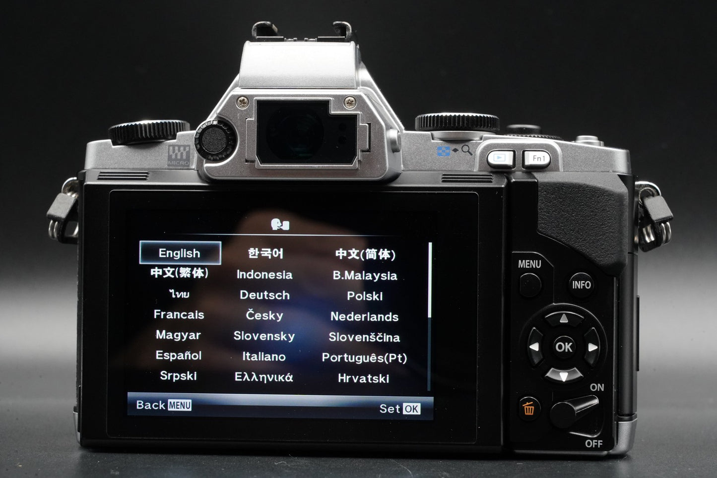 Olympus OMD E-M5 Mirrorless Digital Camera with Lens Silver US Duty Paid 10513