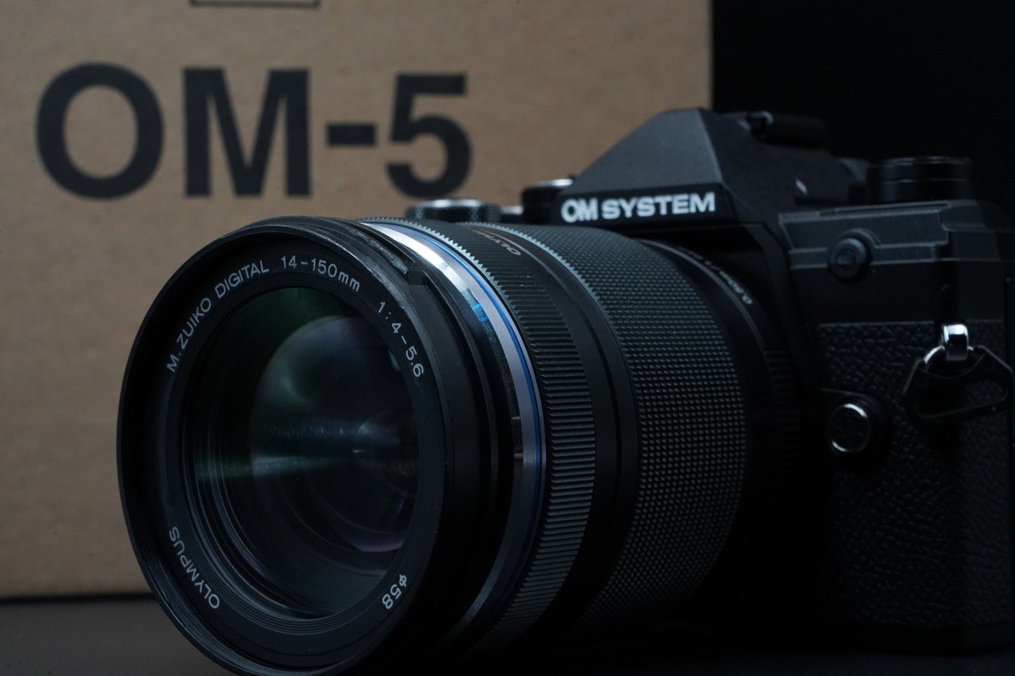 OM SYSTEM OM-5 Black + 14-150mm F/4-5.6 II Lens Kit 10399
