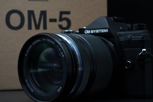 OM SYSTEM OM-5 Black + 14-150mm F/4-5.6 II Lens Kit 10399