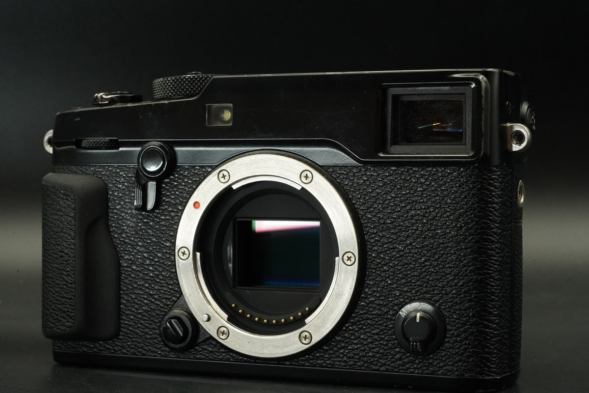 Fujifilm X-Pro2 24.3MP Mirrorless Digital Camera Black -11759 cuts- #11801