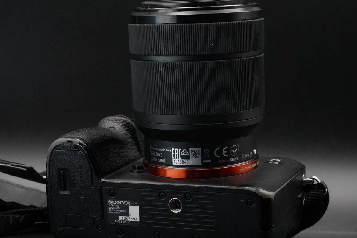 Sony Alpha a7 III ILCE-7M3 Mirrorless Digital Camera w/ FE 28-70 Lens #10824
