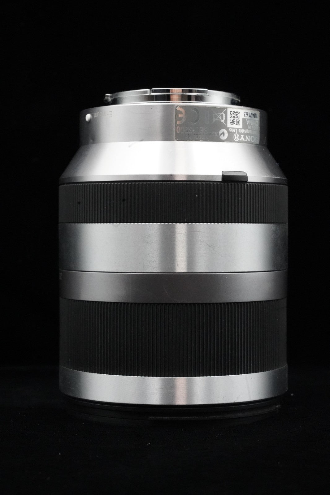 Sony E 18-200mm f/3.5-6.3 OSS Lens E Mount SEL18200 Silver US STOCK