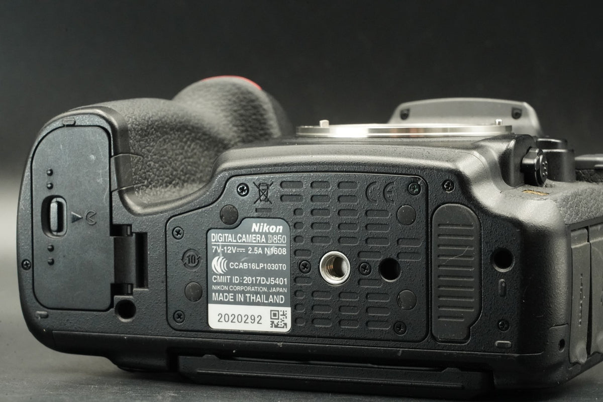 Nikon D850 DSLR Camera Vintage Digital Video Camera -208928 cut- #11562