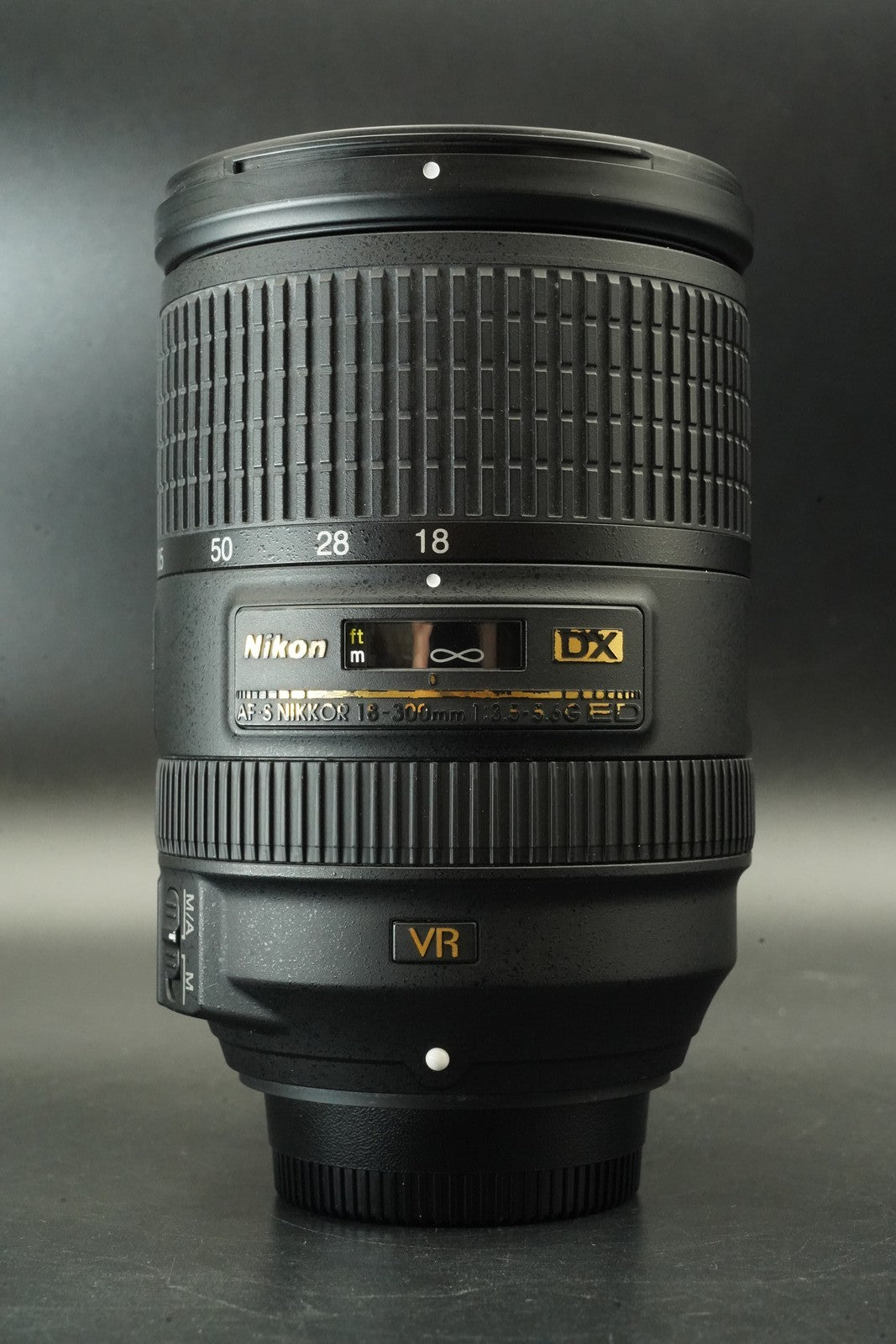 Nikon AF-S DX NIKKOR 18-300mm f/3.5-5.6 G ED VR F Mount US Duty Paid 11722