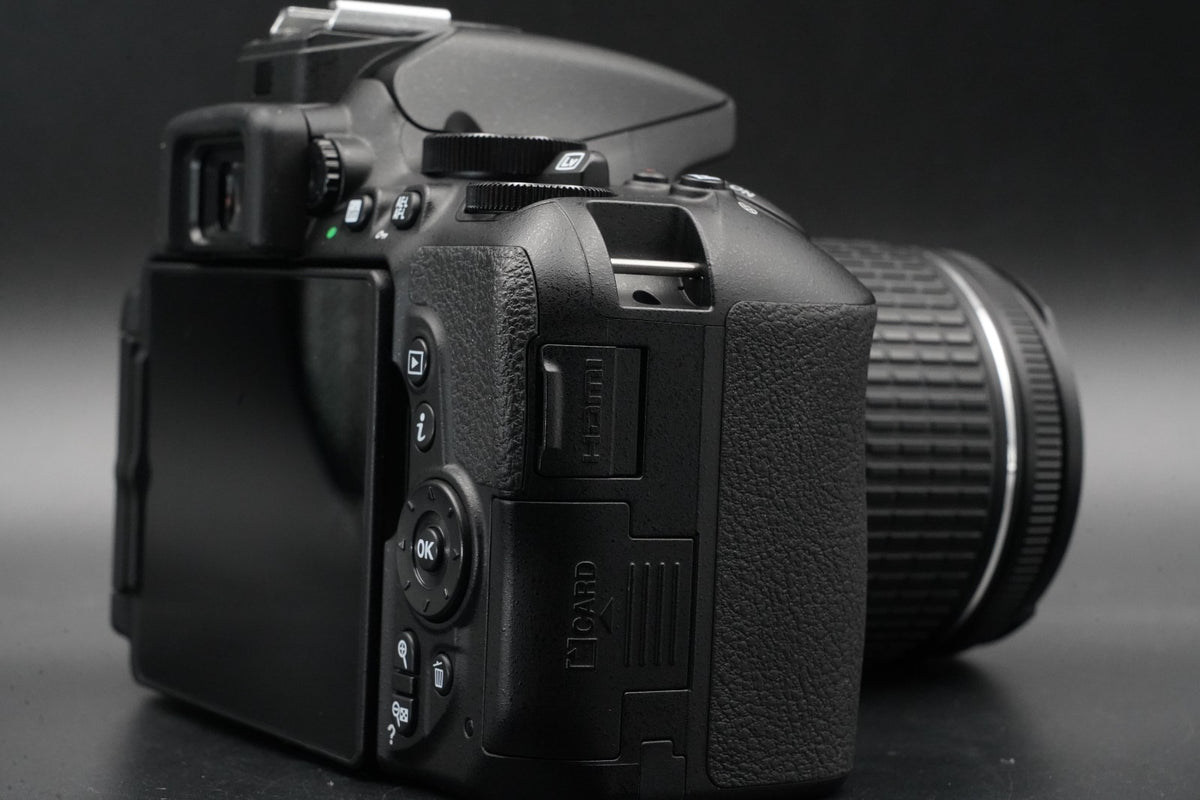 Nikon D5500 DSLR Digital Camera with AF-S Lens -8652 cuts- #10844