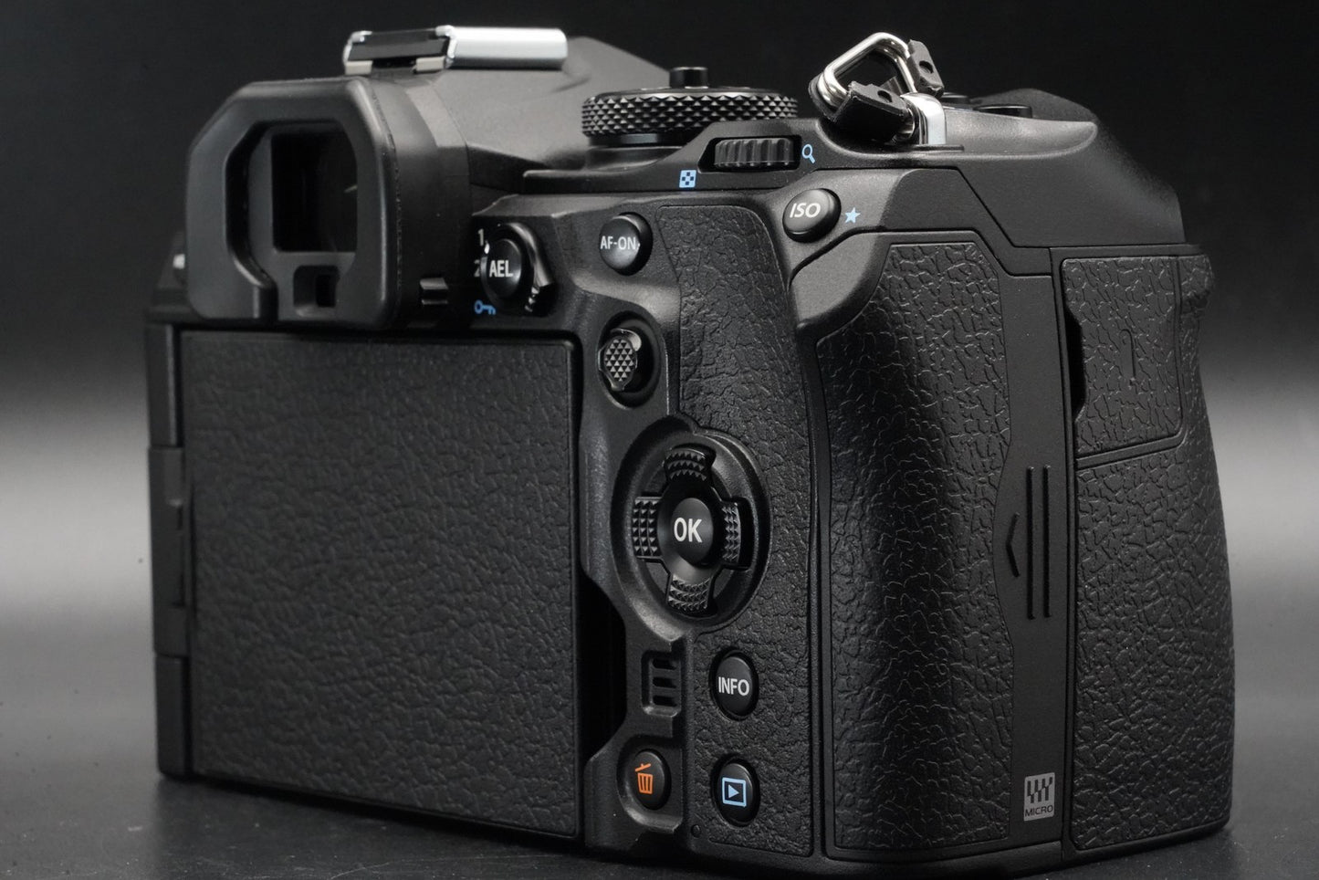 3765 cuts! OM SYSTEM OM-1 Mark II Mirrorless Camera US DUTY PAID 11088