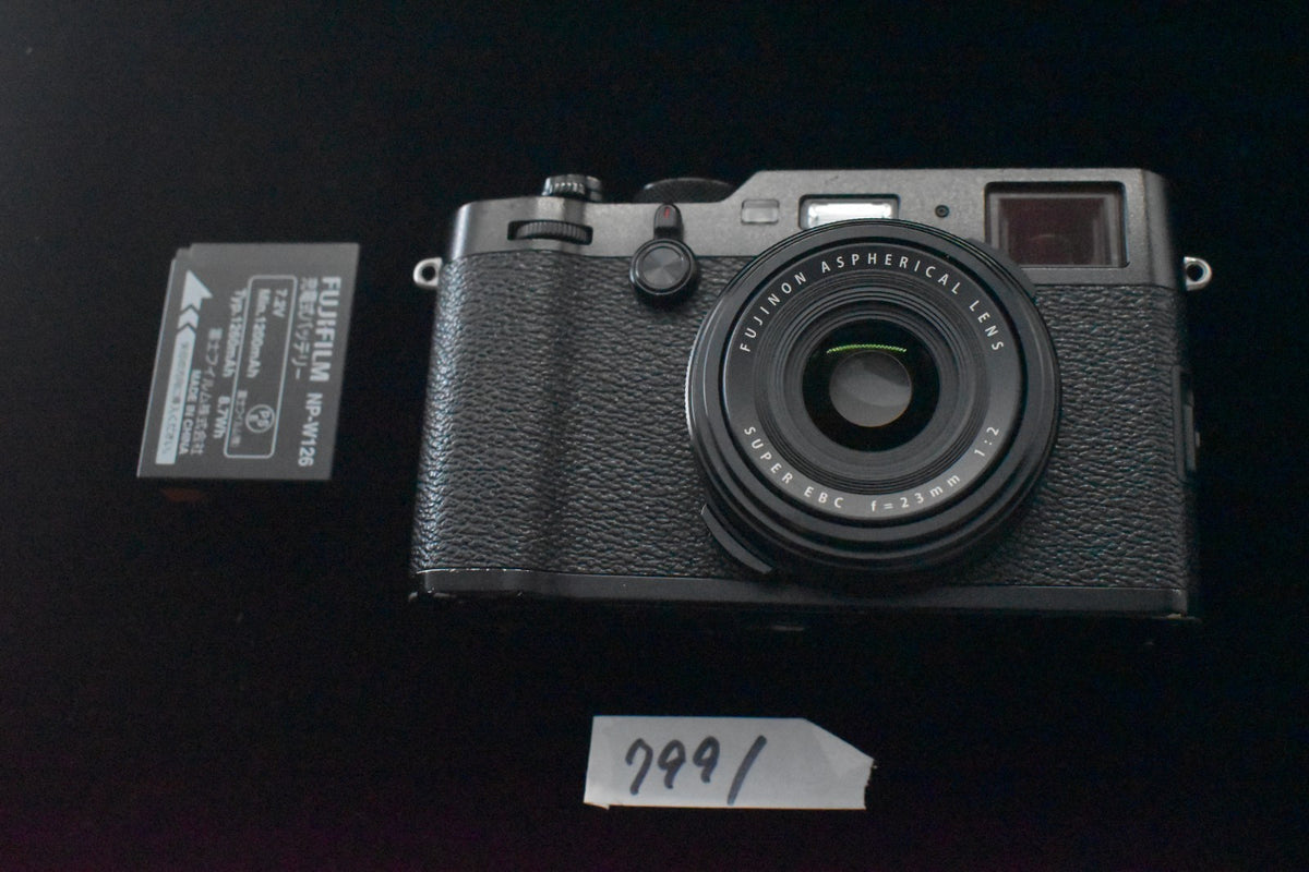 [US Duty Paid] Appareil photo numérique Fujifilm X100F 24,3 mégapixels noir...