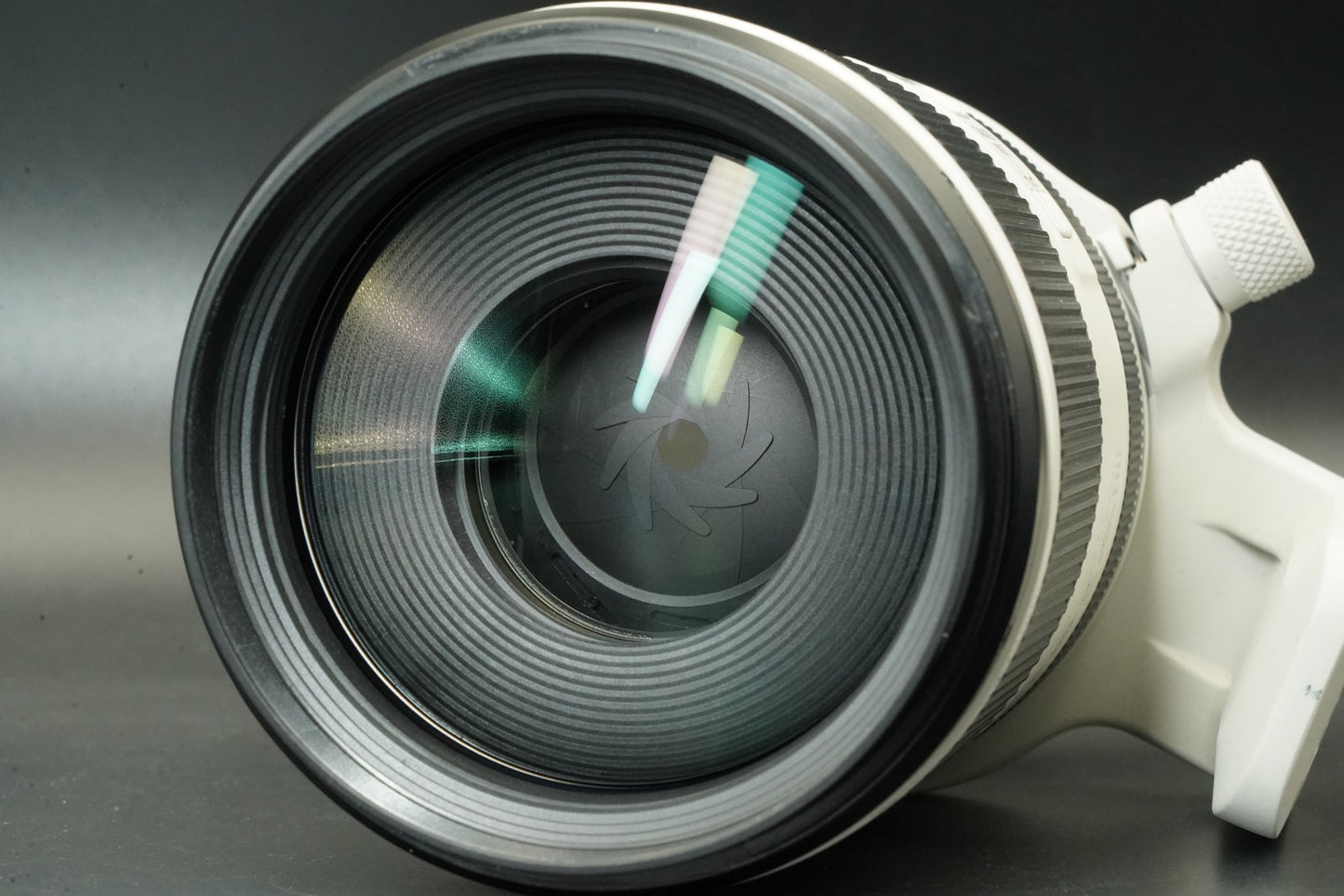 Canon RF 70-200mm f/2.8 L IS USM Lens ALMOST UNUSED #11727