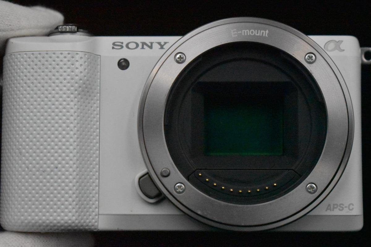 [US Duty Paid] Sony Alpha a5000 Spiegellose Digitalkamera mit Objektiv...