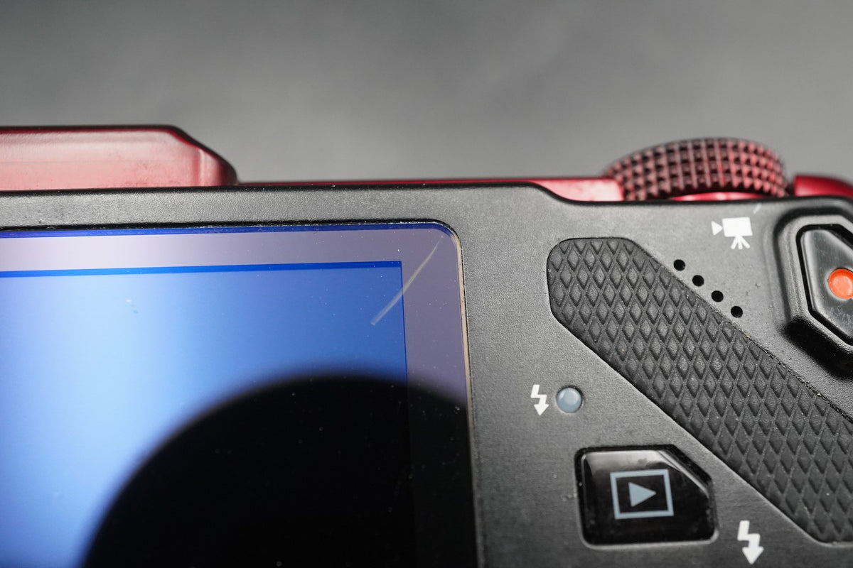 Nikon Coolpix S9300 Red 16.0MP Digital Camera US STOCK #11179