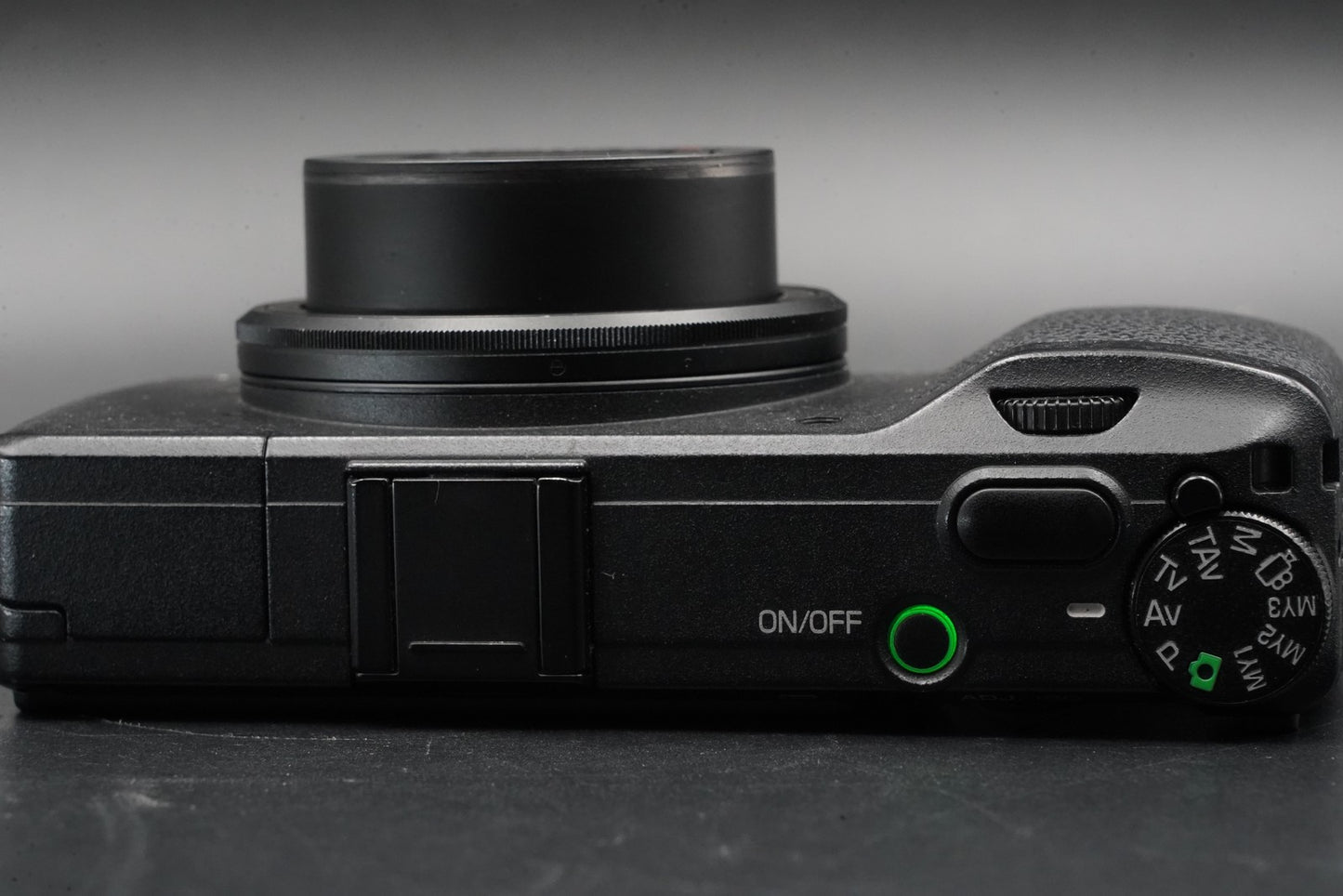 15 cuts!! RICOH GR 16.2MP Digital Compact Camera Black JAPAN 10815