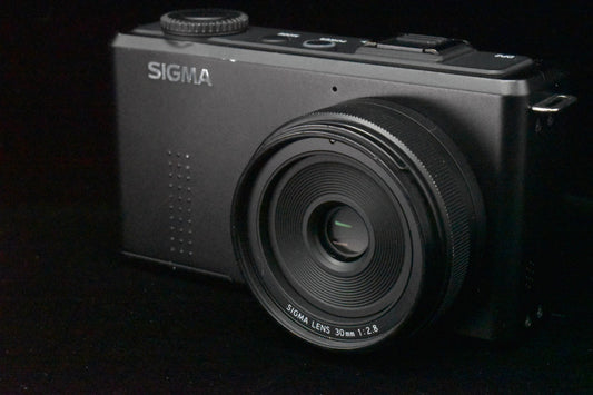 Sigma DP2 Merrill 30mm f2.8 46.0MP Digital Camera JAPAN US DUTY PAID 10569