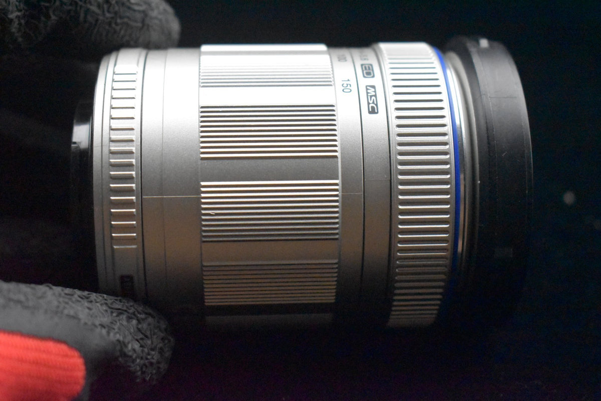 6807 Schuss! [US Duty Paid] Olympus E-PL8 mit 40-150mm Objektiv...